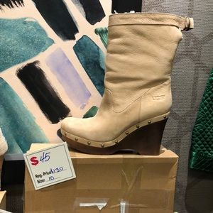UGG boots. Worn twice...mint condition!